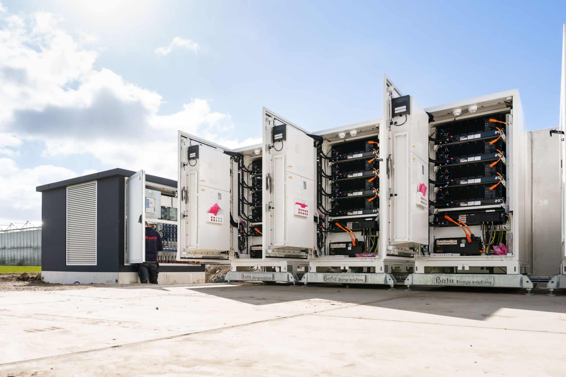 batterijopslag trafohuis, trafohuis, trafohuisje, transformatorhuisje, batterij in tuinbouw